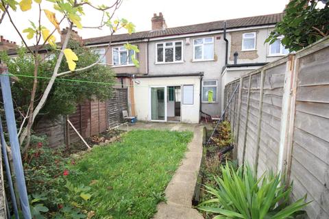 34 Albany Park Avenue, Enfield, EN3 5NT