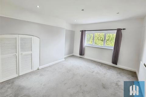 3 bedroom semi-detached house to rent, Lynton Avenue, Springwood, Huddersfield, HD1