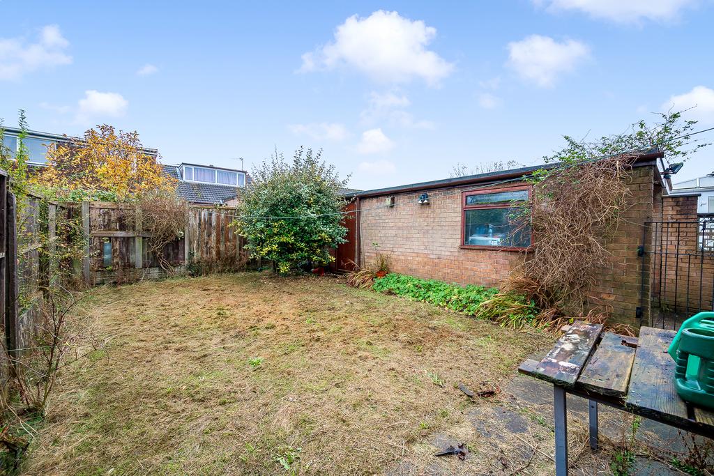 Darent Road, Haydock, St Helens, WA11 3 bed semidetached house £160,000