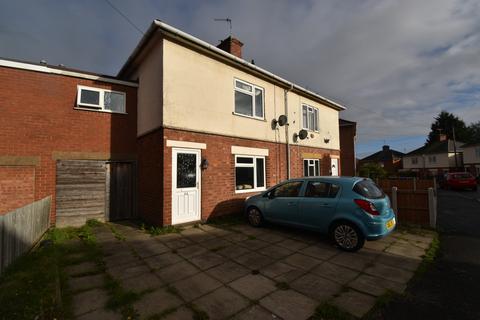 4 bedroom terraced house to rent, 44 Kennan Avenue, Leamington Spa, Warwickshire, CV31