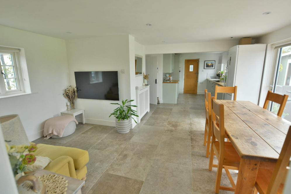 Open plan living/dining/kitchen area