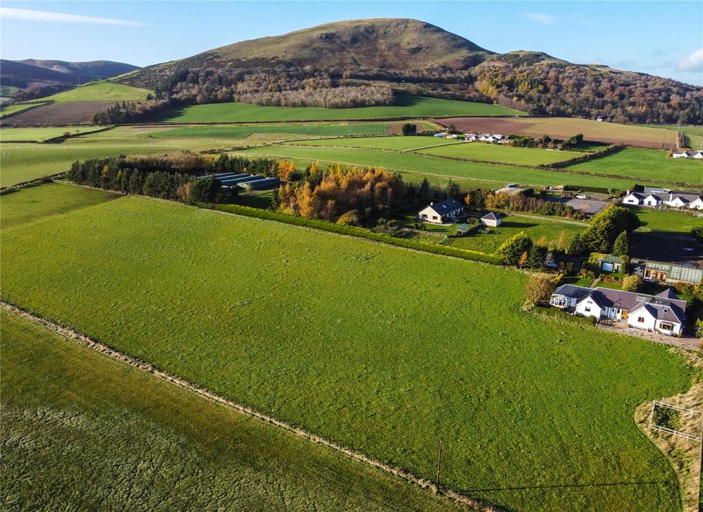 Caerketton Lea, Damhead, Lothianburn, Edinburgh, EH10 5 bed equestrian