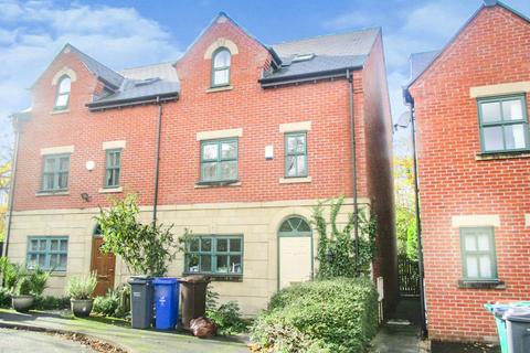 undefined, Schuster Road, Victoria Park, M14