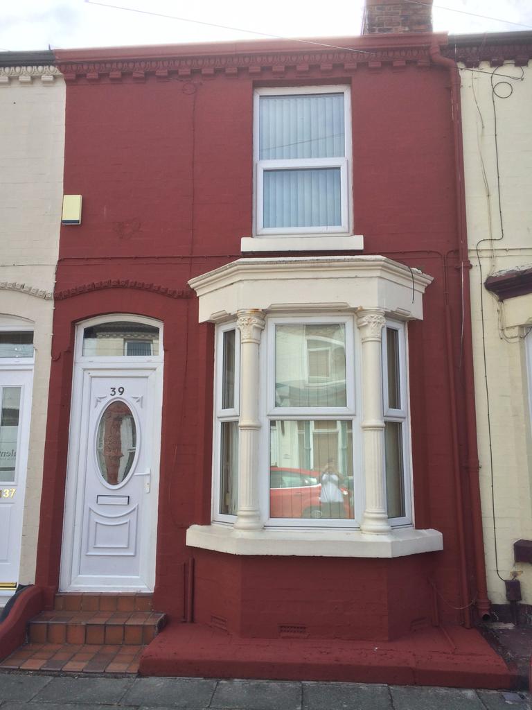 Macdonald Street, Liverpool, Merseyside, L15 2 bed terraced house for sale £90,000