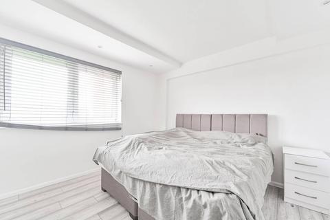 2 bedroom flat to rent - St Saviours Estate, Bermondsey, London, SE1