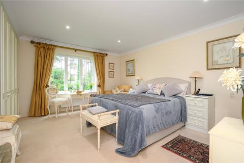 2 bedroom apartment for sale - Old Avenue, Weybridge, Surrey, KT13