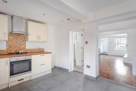 3 bedroom end of terrace house for sale, East Road, Bishop's Stortford, Hertfordshire, CM23