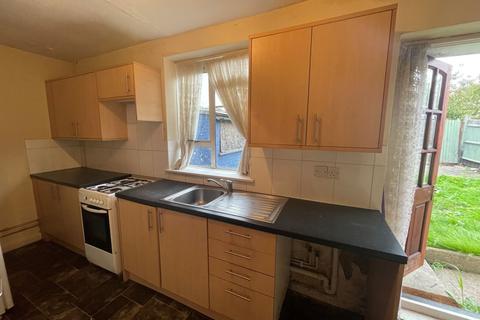 140 Windmill Lane, Greenford, UB6 9DZ