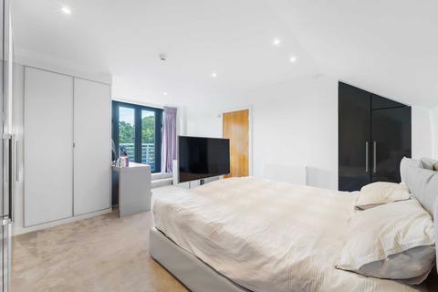8 Tallow Road, Brentford, TW8 8EU