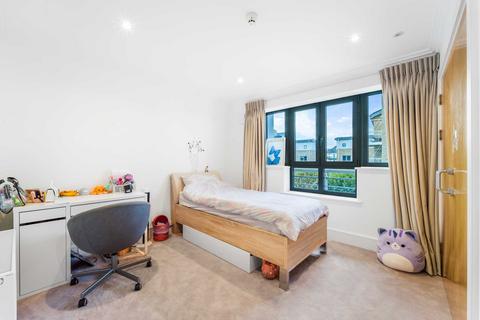 8 Tallow Road, Brentford, TW8 8EU