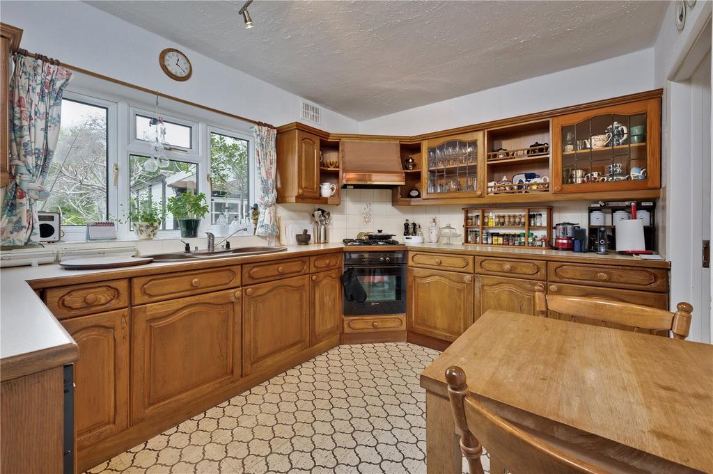 Kitchen/Breakfast