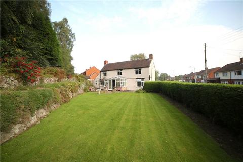 3 bedroom detached house to rent, New Road, Dawley, Telford, Shropshire, TF4