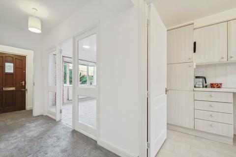 995 Aikenhead Road, Glasgow, G44 4QJ