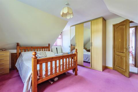 Chail-ach Broad Road, Hambrook, Chichester, PO18 8RG
