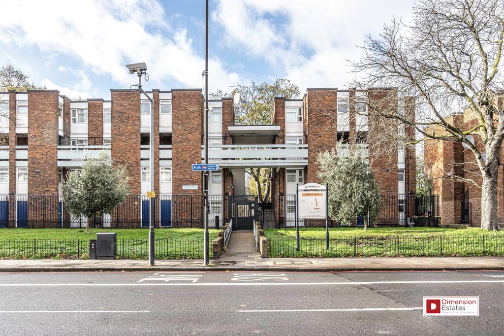 3739 Upper Clapton Road, Upper Clapton, Hackney, E5 2 bed