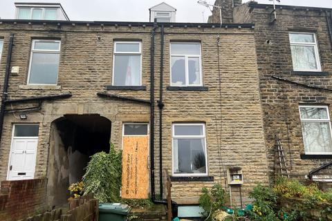 63 Sydenham Place, Bradford, BD3 0LA