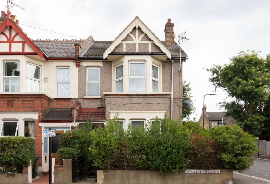 Twickenham Road, London 3 bed end of terrace house for sale £650,000