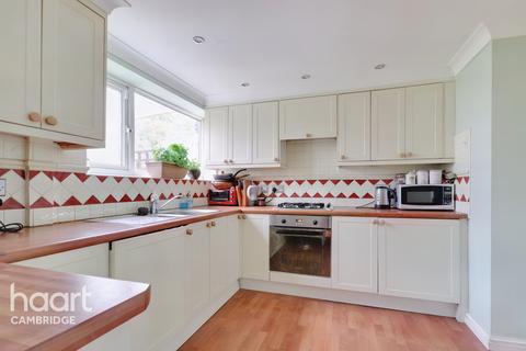 3 bedroom terraced house for sale - Wadloes Road, Cambridge