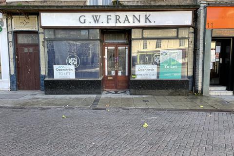 Retail property (high street) to rent, Market Place, Wisbech