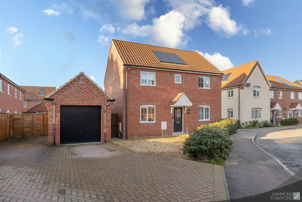 Jeckyll Road, Wymondham 4 bed detached house for sale £340,000