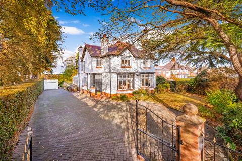 4 bedroom detached house for sale, Prospect Road, Market Drayton