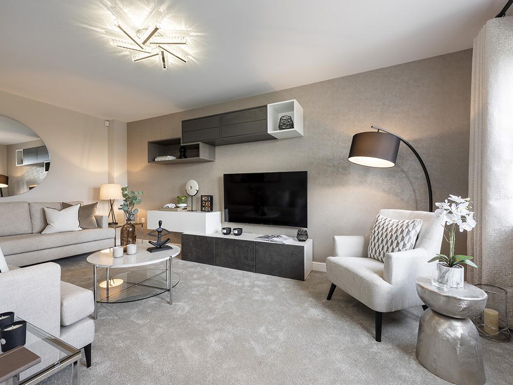 Spacious lounge