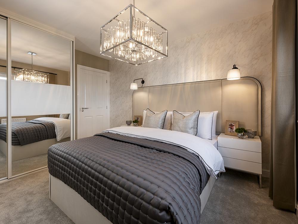 Main bedroom with en-suite