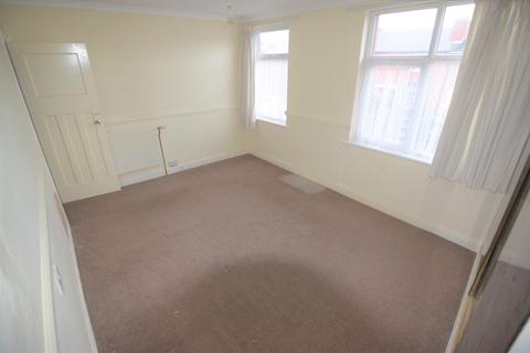 30 Beardshaw Avenue, Blackpool, FY1 6QA