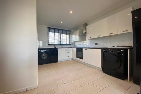 2 bedroom apartment to rent - Sandbank Terrace, Glasgow