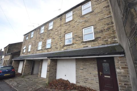 3 bedroom townhouse for sale - Bradford Road, Clayton