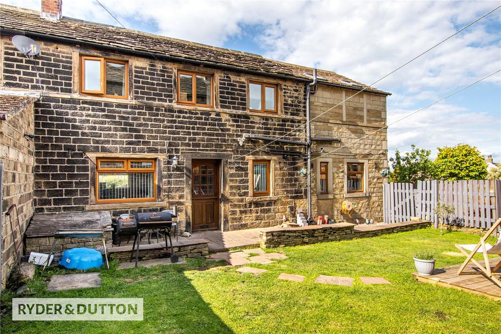 Cumberworth Lane, Lower Cumberworth, Huddersfield, West Yorkshire, HD8 4 bed semidetached house