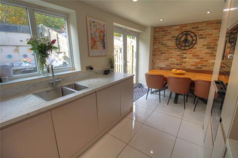 4 bedroom terraced house for sale - Bromley Bank, Denby Dale, Huddersfield, West Yorkshire, HD8