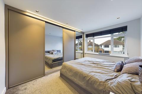 3 bedroom semi-detached house for sale - Parkfield Crescent, Ruislip