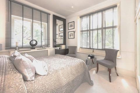 3 bedroom apartment to rent, Frognal, Hampstead