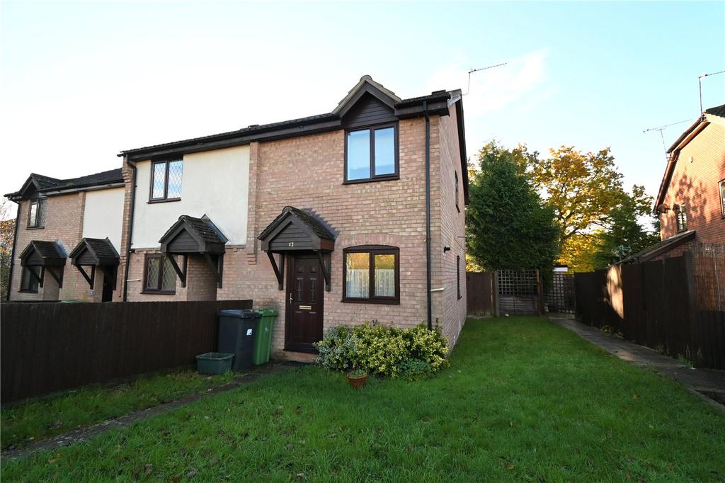 Petersfield Close, Chineham... 2 bed terraced house £1,150 pcm (£265 pw)