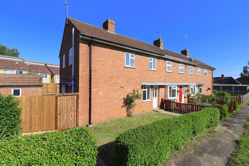 Snow Hill, Maulden, Bedfordshire, MK45 2BW 3 bed semidetached house