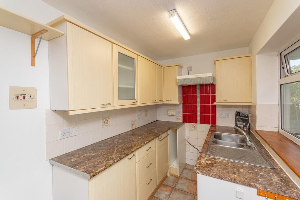 Lever Court, Shepherd Road, Lytham St Annes, FY8 1 bed apartment to