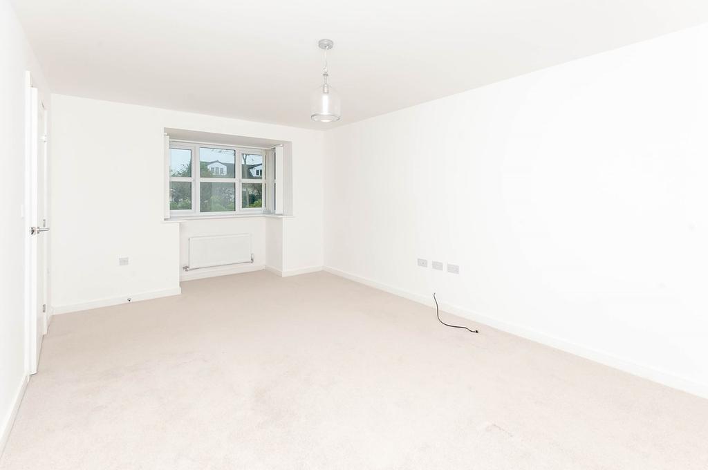 Crompton Way, Lowton, Warrington, WA3 3 bed detached house £340,000