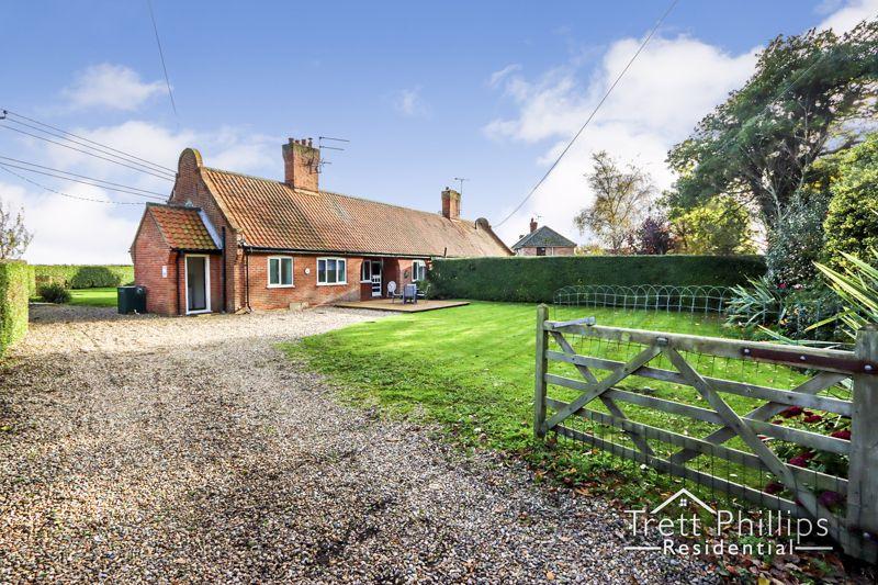 Hickling Lane, Hickling 2 bed semidetached bungalow £900 pcm (£208 pw)