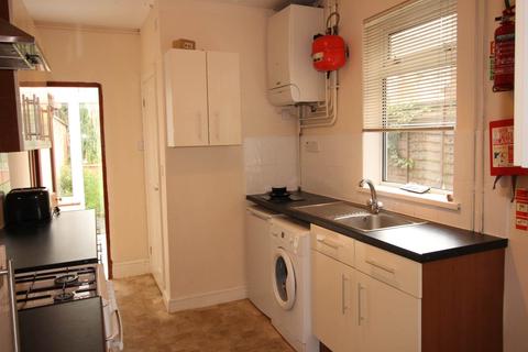 3 bedroom house share to rent - Pybus Street, Derby,