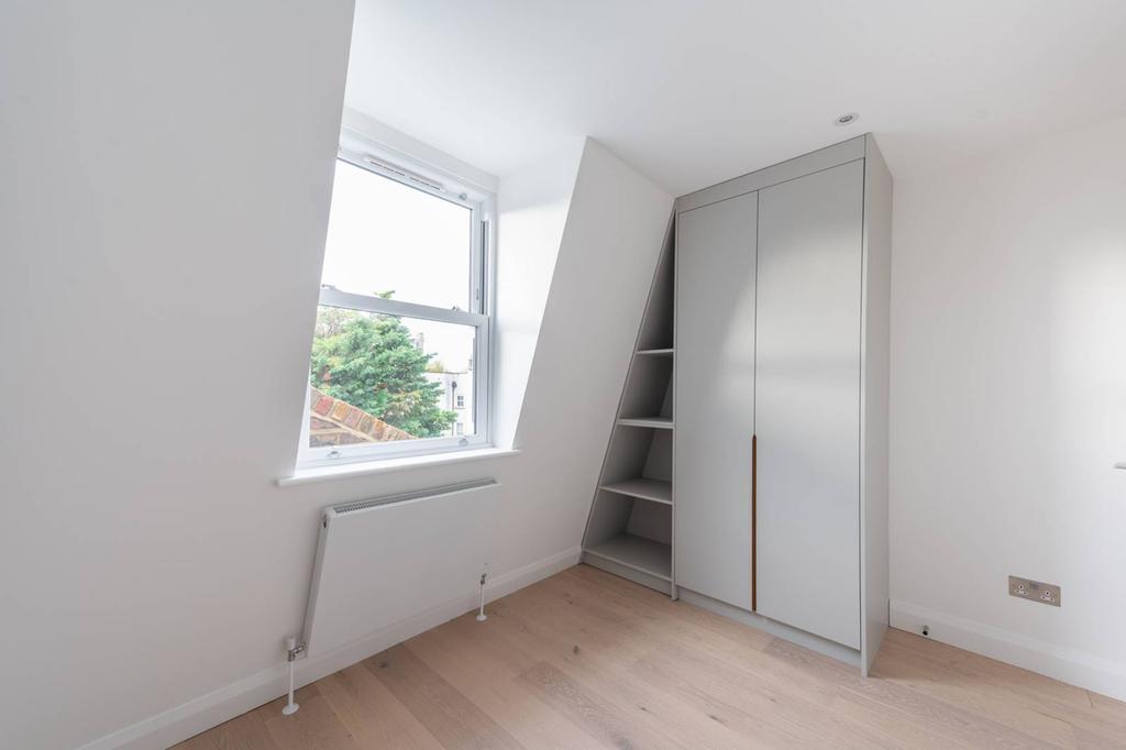 Shirland Road, Maida Vale, London, W9 1 bed flat for sale £410,000