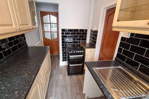 2 bedroom terraced house to rent, Bellgarth Gardens, Carlisle