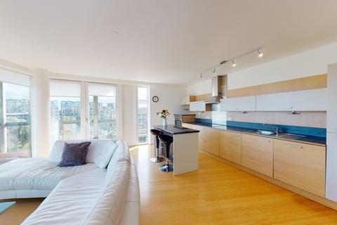 3 bedroom apartment to rent - Farnsworth Court, West Parkside, London, SE10