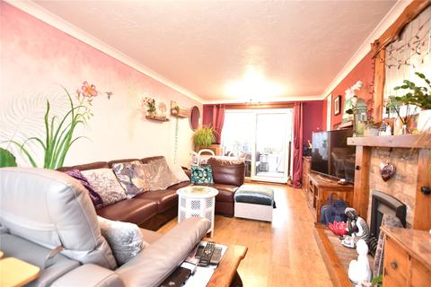 3 bedroom semi-detached house for sale - Mill Green Place, Leeds, West Yorkshire