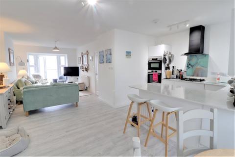 2 bedroom apartment for sale - Highfield Villas, Highfield Road, Ilfracombe, Devon, EX34