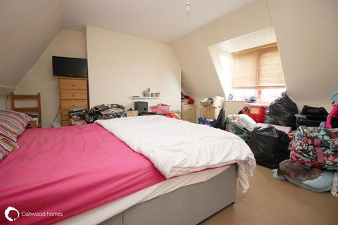3 bedroom flat for sale - Westgate