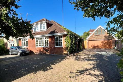 4 bedroom bungalow for sale, Seymour Road, Ringwood, Hampshire, BH24