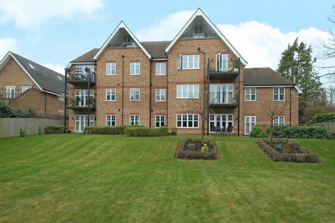 2 bedroom flat to rent, Packhorse Road, Gerrards Cross, Buckinghamshire