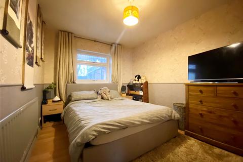 102 Beaconsfield, Brookside, Telford, TF3 1NH