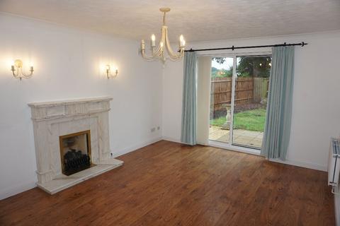 3 bedroom detached house to rent, TIMPSONS ROW, OLNEY